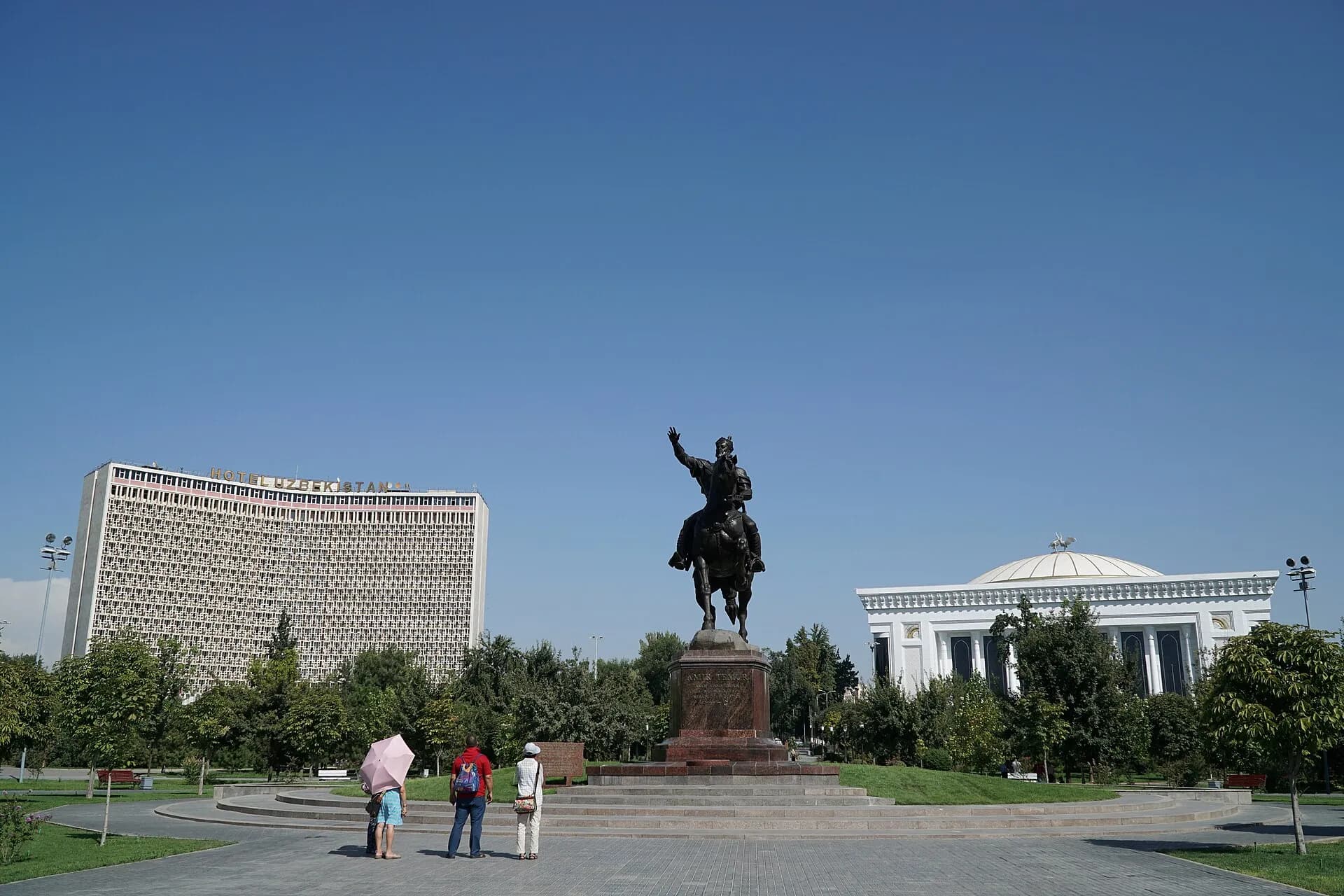 Amir Timur Square