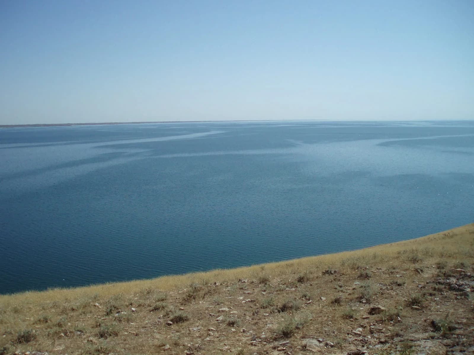 Aydarkul Lake